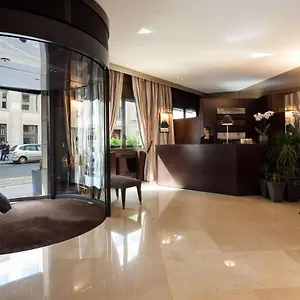 Отель La Du Roy Champs Elysees